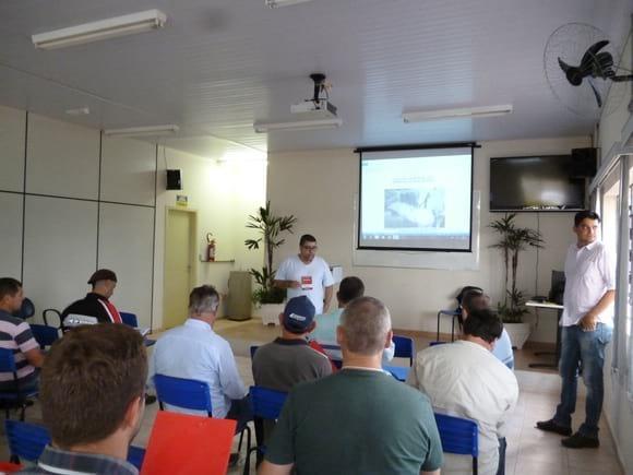 CAPACITAÇÃO PARA PROFISSIONAIS DO CENTRO PAULA SOUZA