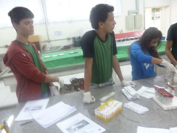 ALUNOS DA ETEC DE JUNDIAI